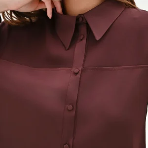 Camicia cioccolato con inserti geometrici